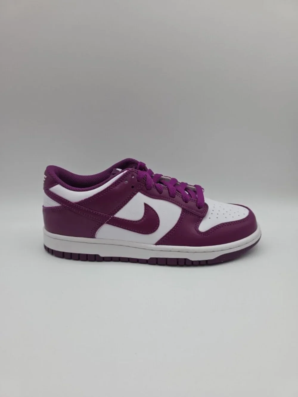 Nike Dunk Low GS Youth Size 6Y Viotech White Athletic Casual Shoes FB9109-110